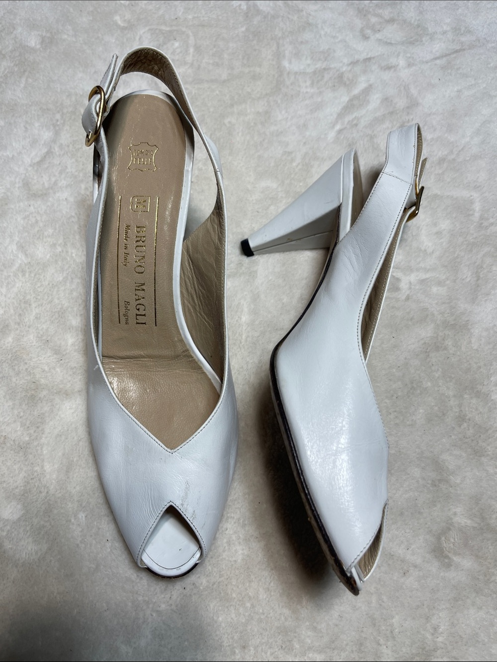 Bruno Magli White Leather Peep-Toe Slingback Heels Size 7 AA